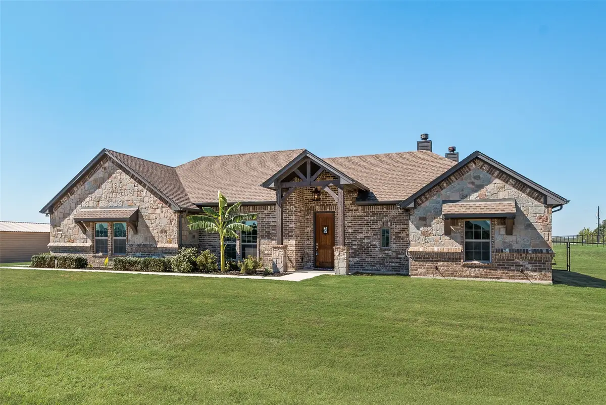 416 Christian Way, Azle, TX 76020 - #1