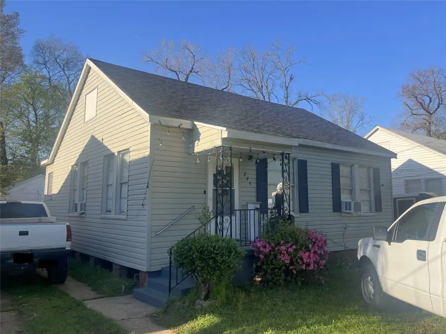 225 E Elmwood Street, Shreveport, LA 71104 - #2