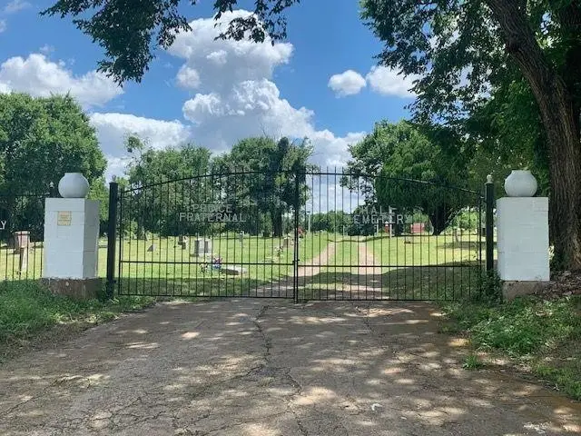 1400 E Jefferson Street, Waxahachie, TX 75165 - #1