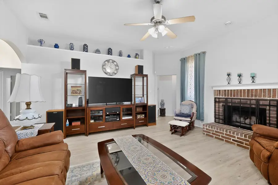 108 Dublin Circle, Waxahachie, TX 75165 - #3