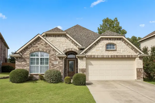 8760 Regal Royale Drive, Fort Worth, TX 76108