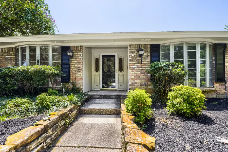 3712 Greenbriar Court, Colleyville, TX 76034 - #3