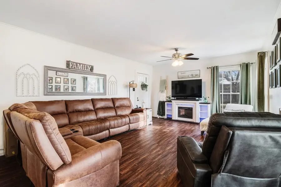 3025 E Houston Street, Paris, TX 75460 - #3