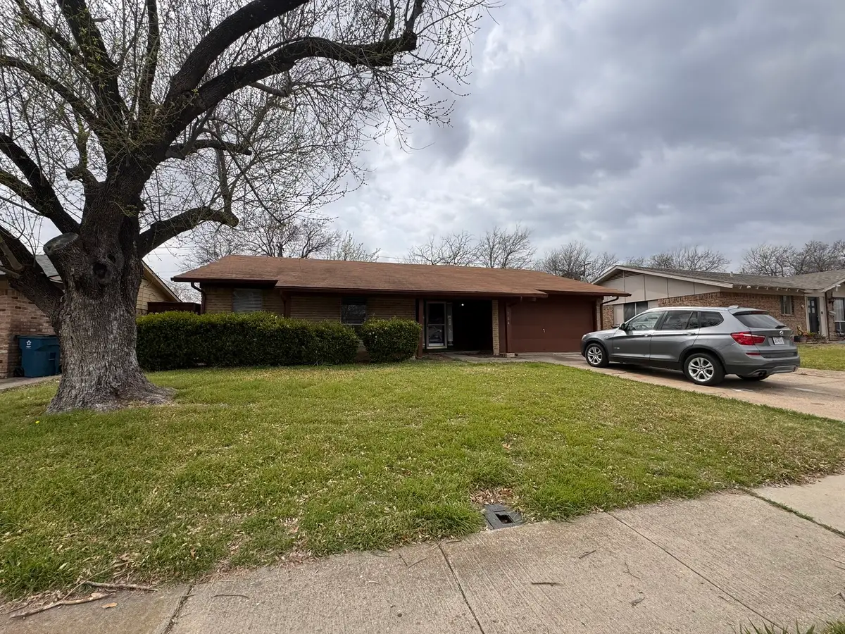 164 Price Drive, Lewisville, TX 75067 - #1