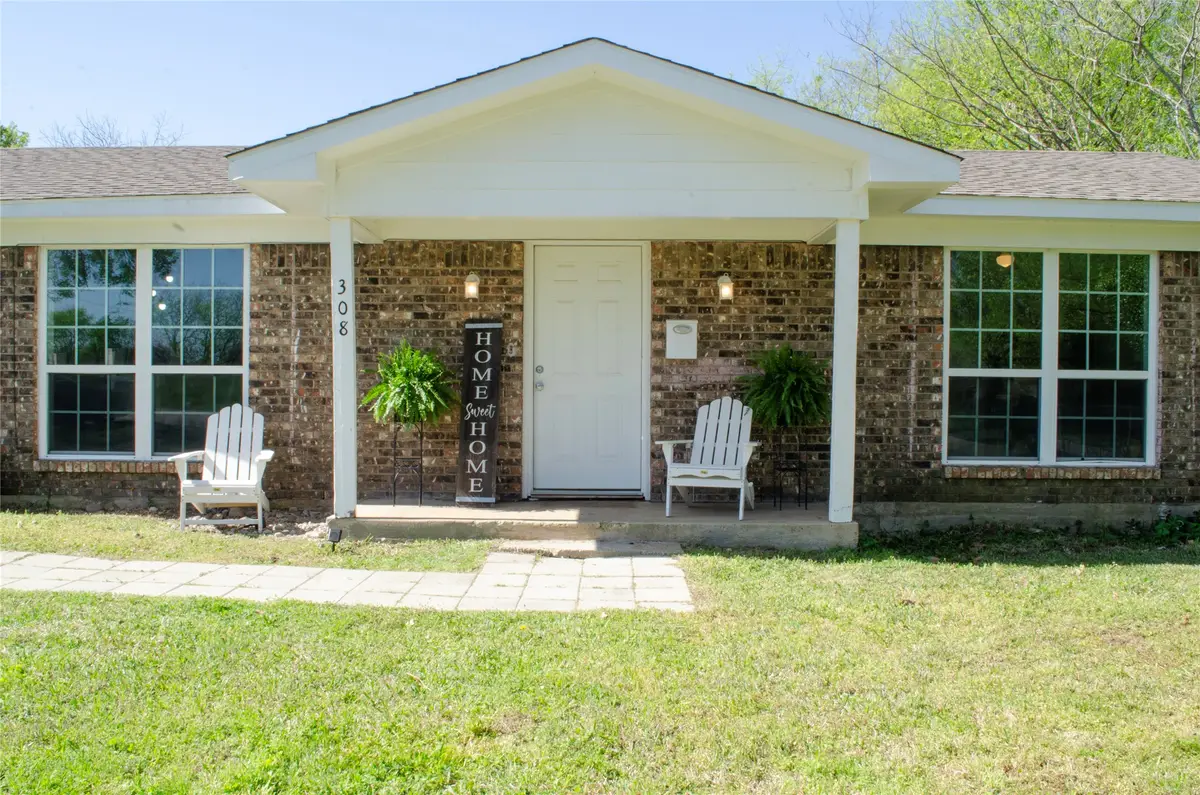 308 E Broadmore Avenue, Wills Point, TX 75169 - #1