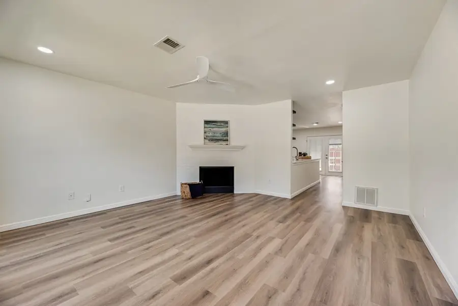 190 Merlin Way, Euless, TX 76039 - #2