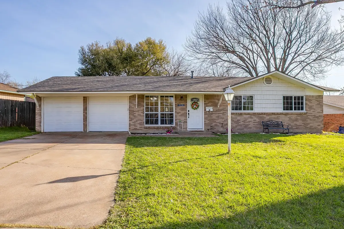 540 Mound Street, Burleson, TX 76028 - #1
