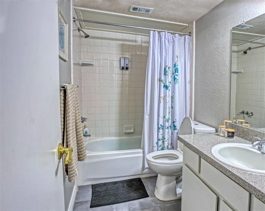 2648 Santa Barbara Drive, Grand Prairie, TX 75052 - #3