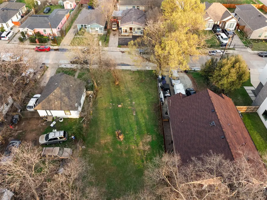 3415 Crossman Avenue, Dallas, TX 75212 - #3