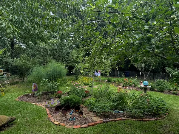 901 Old State Lane, Denison, TX 75020