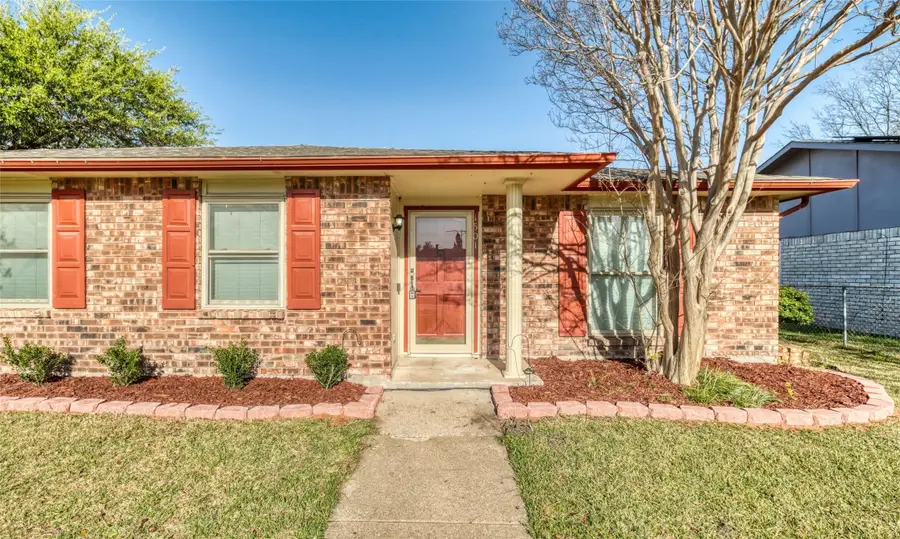 1501 Meandering Way, Garland, TX 75040 - #2