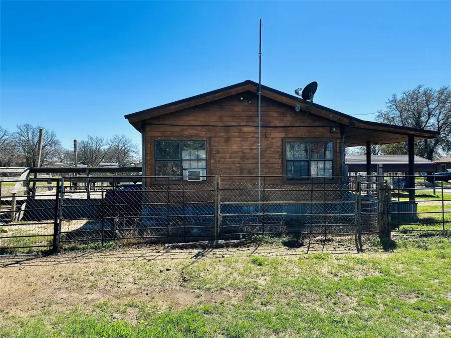 241 S Avenue B, Cross Plains, TX 76443 - #3