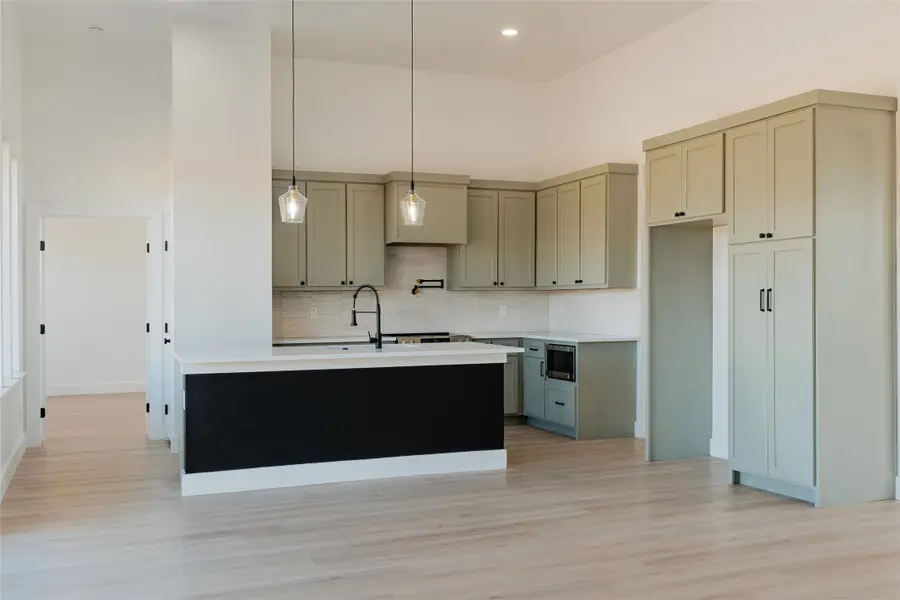 592 Highview Court, Godley, TX 76044 - #3