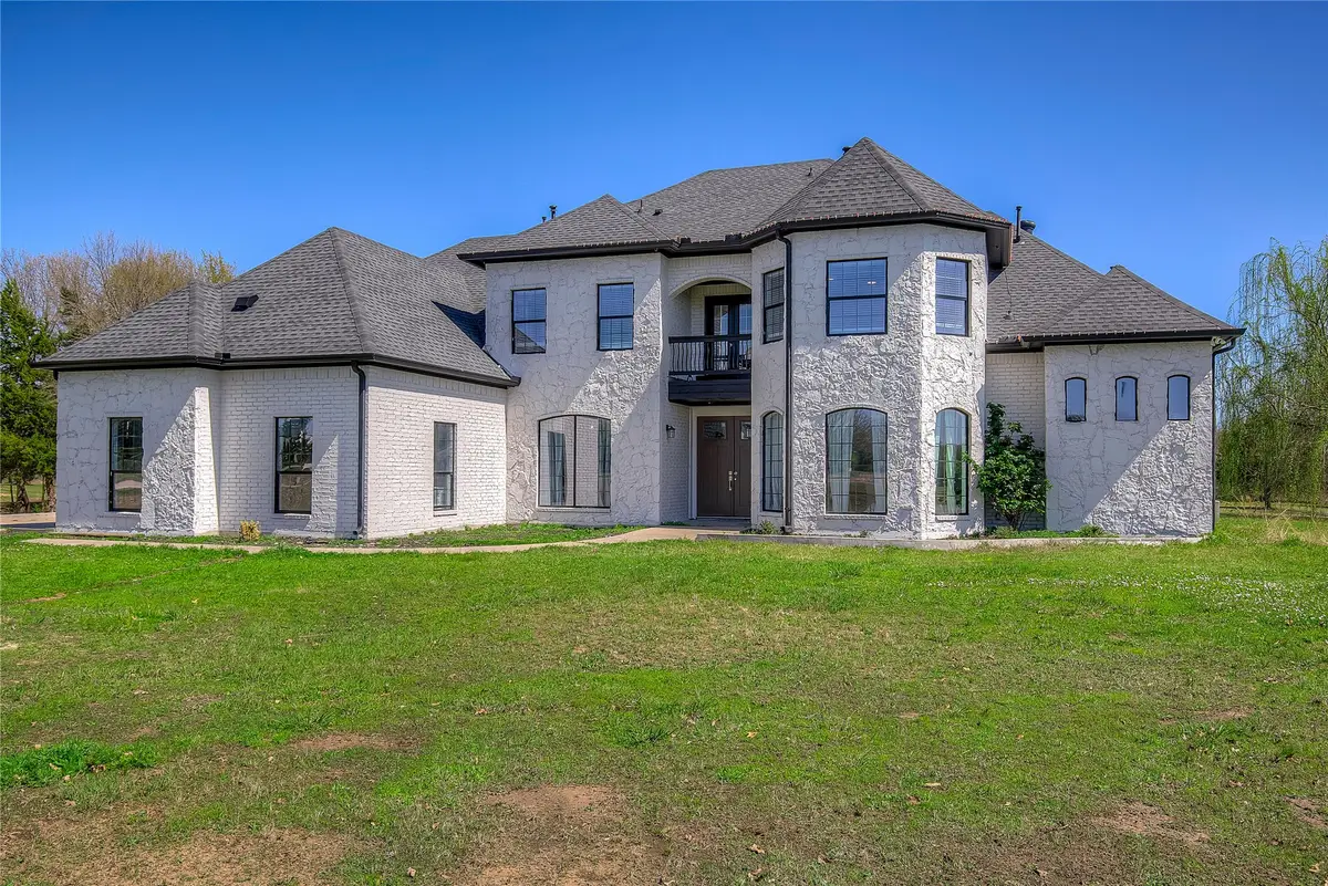 625 Country Oaks, Greenville, TX 75401 - #1