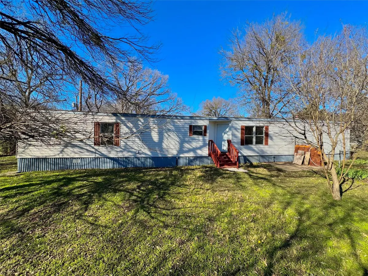 2010 Spring Court, Azle, TX 76020 - #1