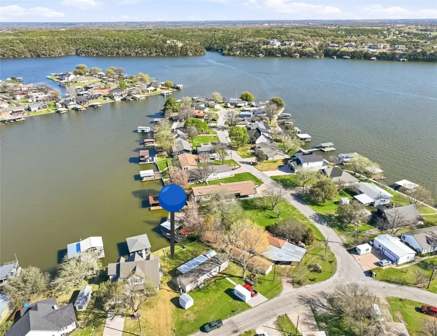 4037 Lands End Court, Granbury, TX 76048 - #2