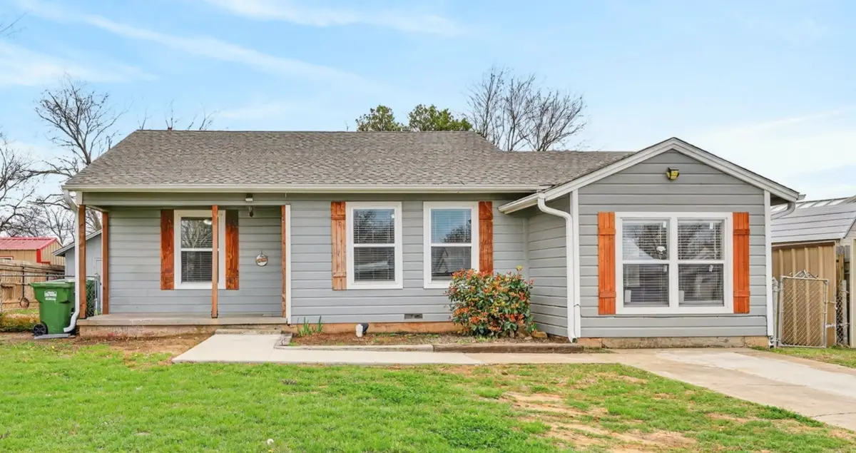 2108 SE 19th Street, Mineral Wells, TX 76067 - #1