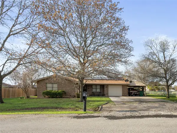 647 W Travis Street, Dublin, TX 76446
