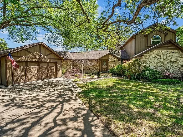 3526 Lakeridge Drive, Grapevine, TX 76051 - #1