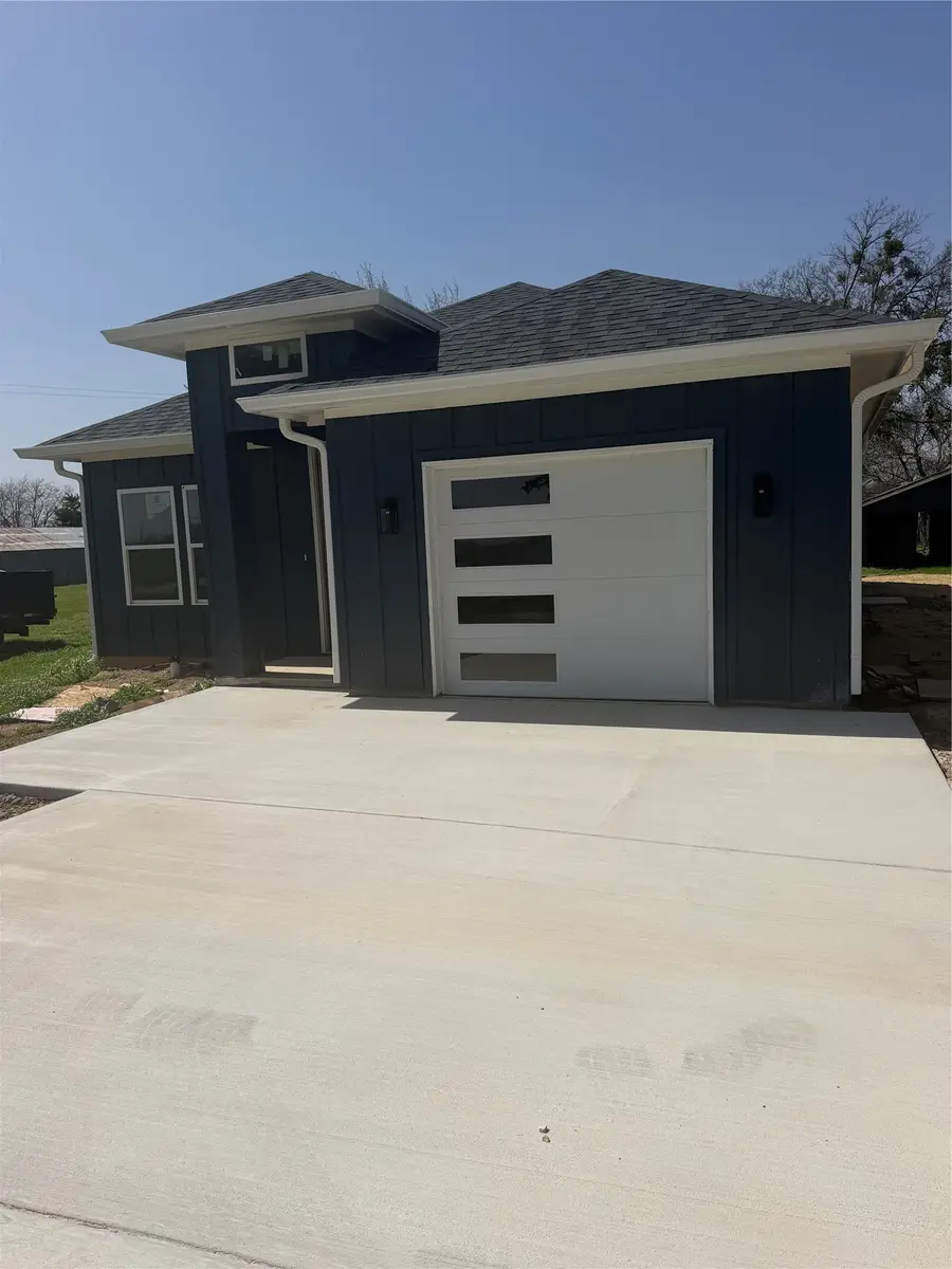 115 Gibson Lane, Valley View, TX 76272 - #2