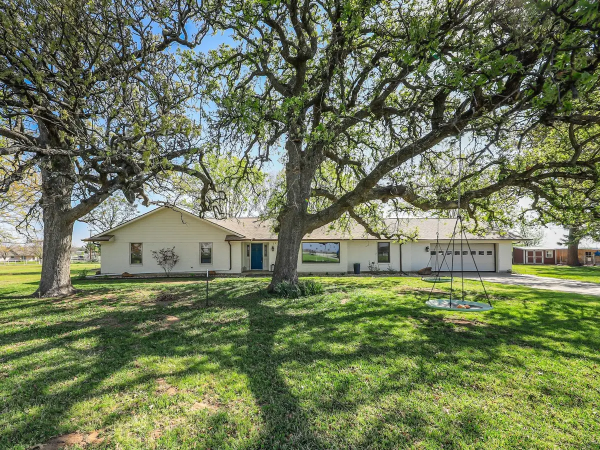 62 Sanders Road, Whitesboro, TX 76273 - #1