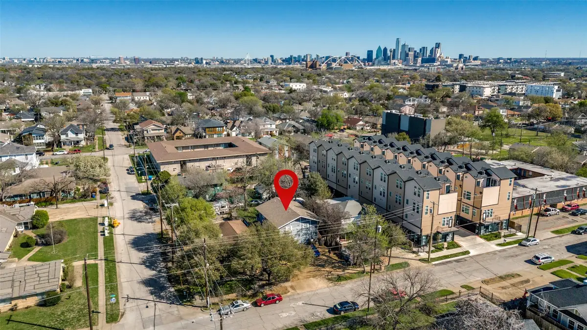 735 W 10th Street, Dallas, TX 75208 - #1