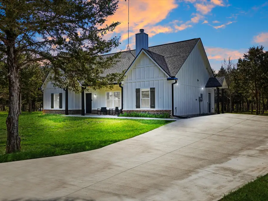 865 County Road 4519, Wolfe City, TX 75496 - #2