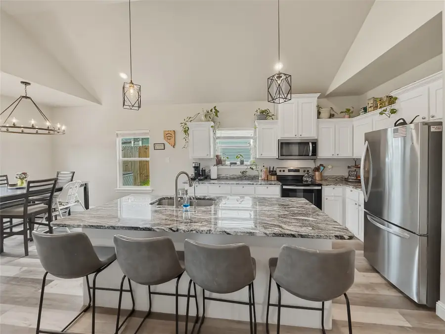 1406 Live Oak Street, Sulphur Springs, TX 75482 - #2