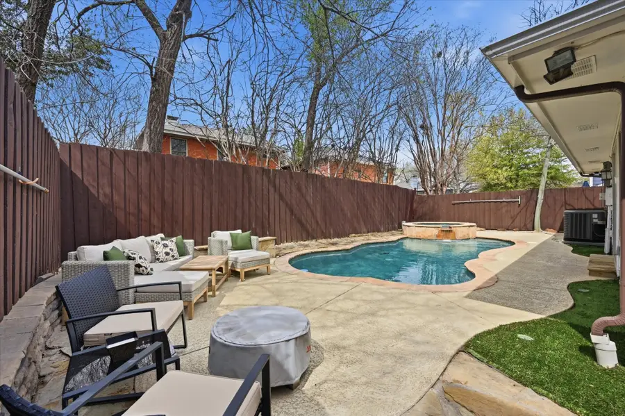 1453 Hampton Road, Grapevine, TX 76051 - #2