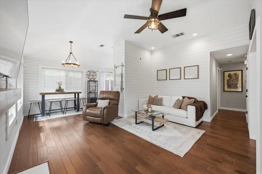 1453 Hampton Road, Grapevine, TX 76051 - #3