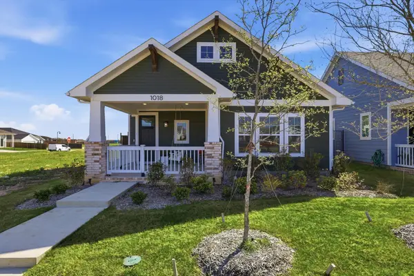 1018 Abigail Way, Midlothian, TX 76065