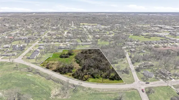 1700 Agnew Street, Bonham, TX 75418