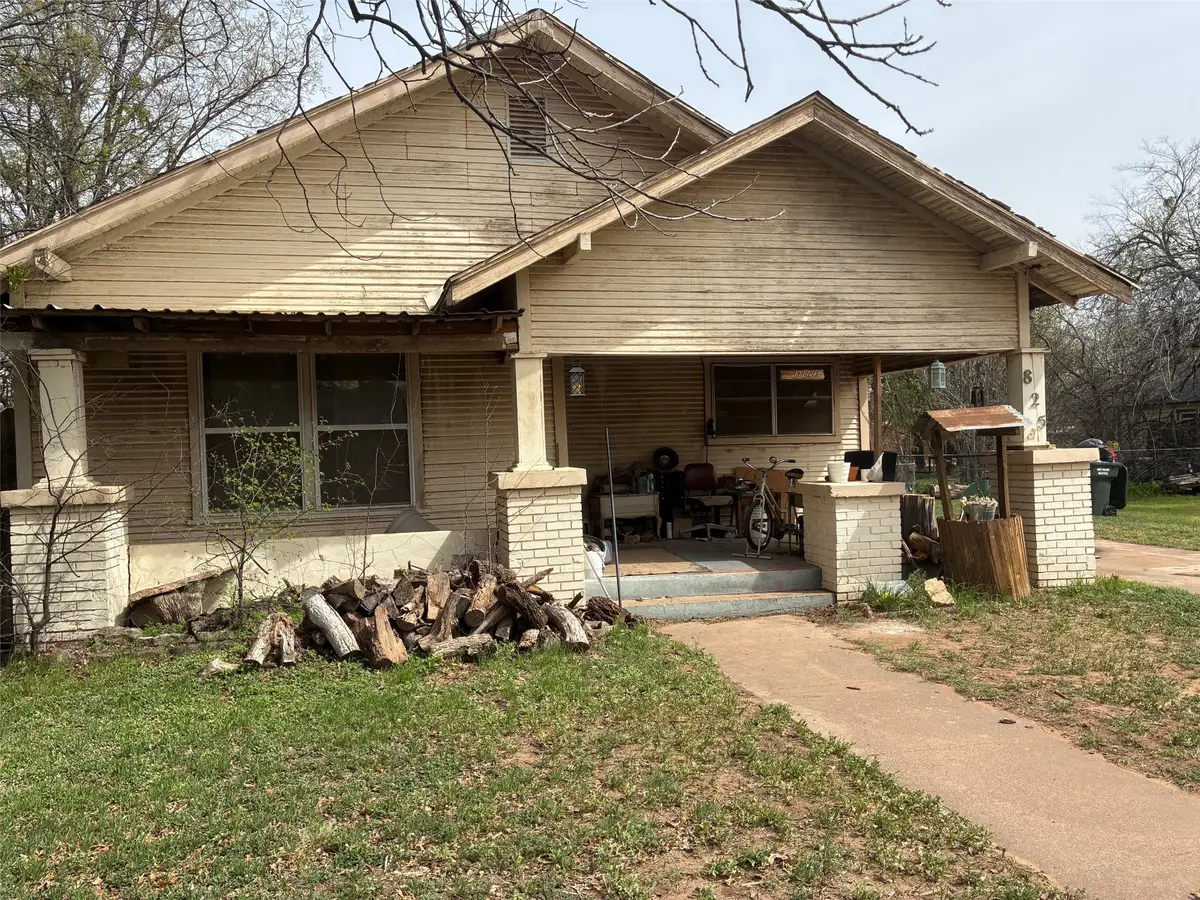 825 Victoria Street, Abilene, TX 79603 - #1