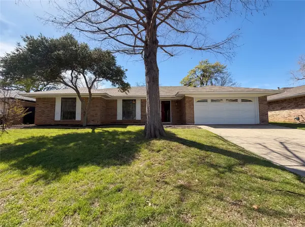 5120 Red River Drive, Arlington, TX 76017