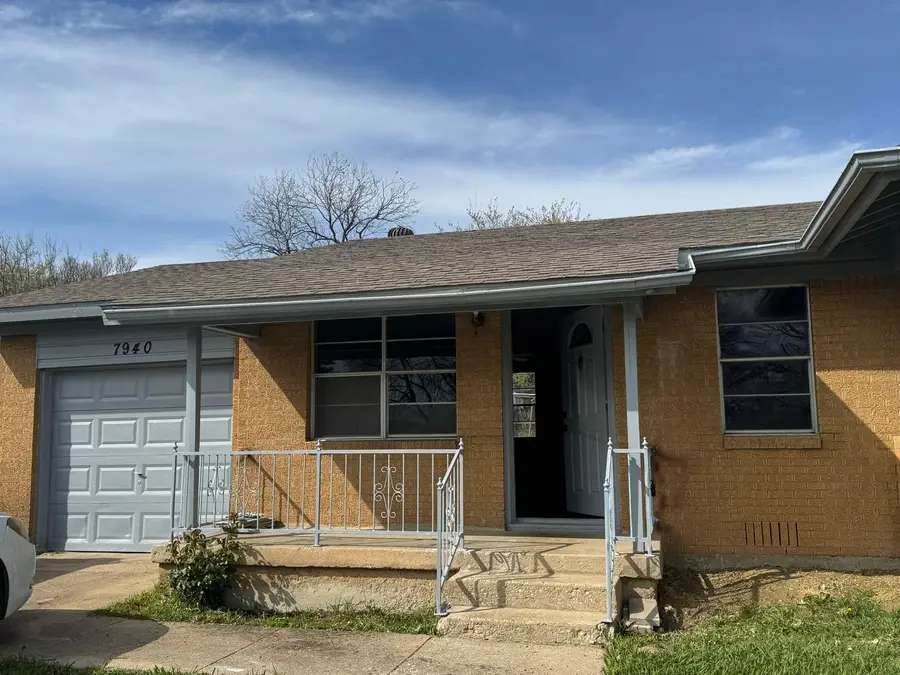 7940 Chaparral Drive, White Settlement, TX 76108 - #2