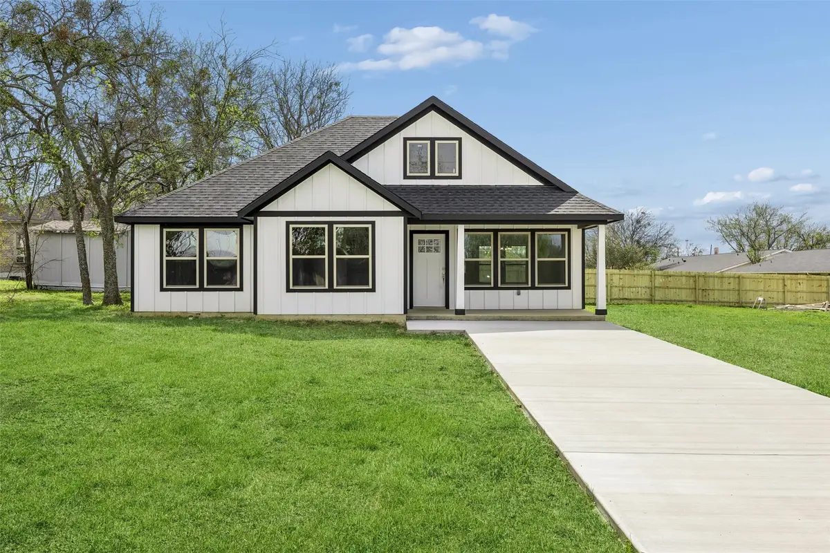 608 E South Street, Itasca, TX 76055 - #1