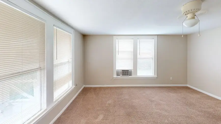 1200-1202 N 9th Street #2, Waco, TX 76707 - #3