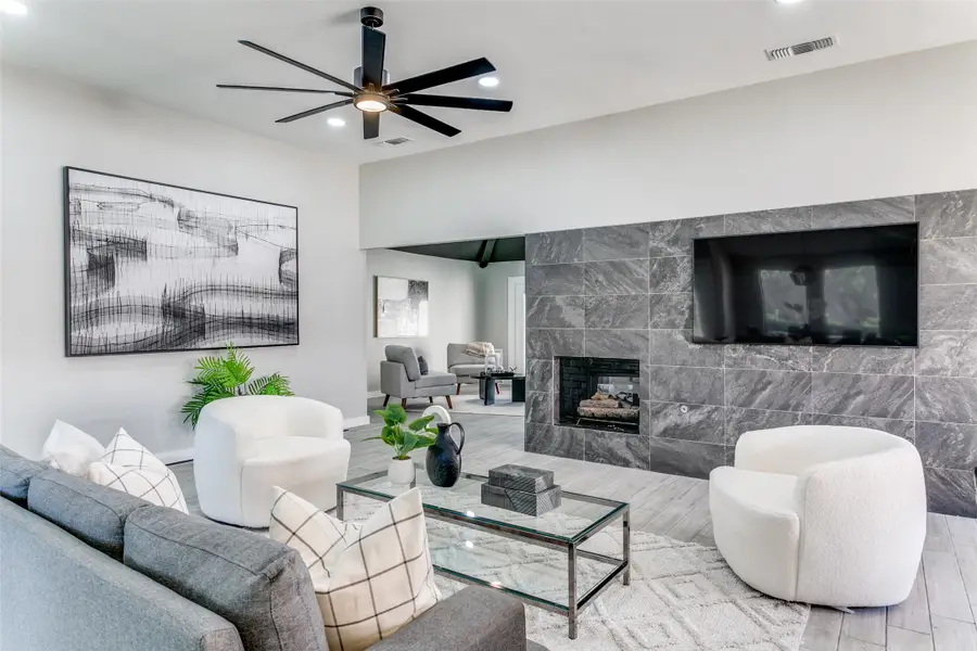 3913 Bobbin Lane, Addison, TX 75001 - #2