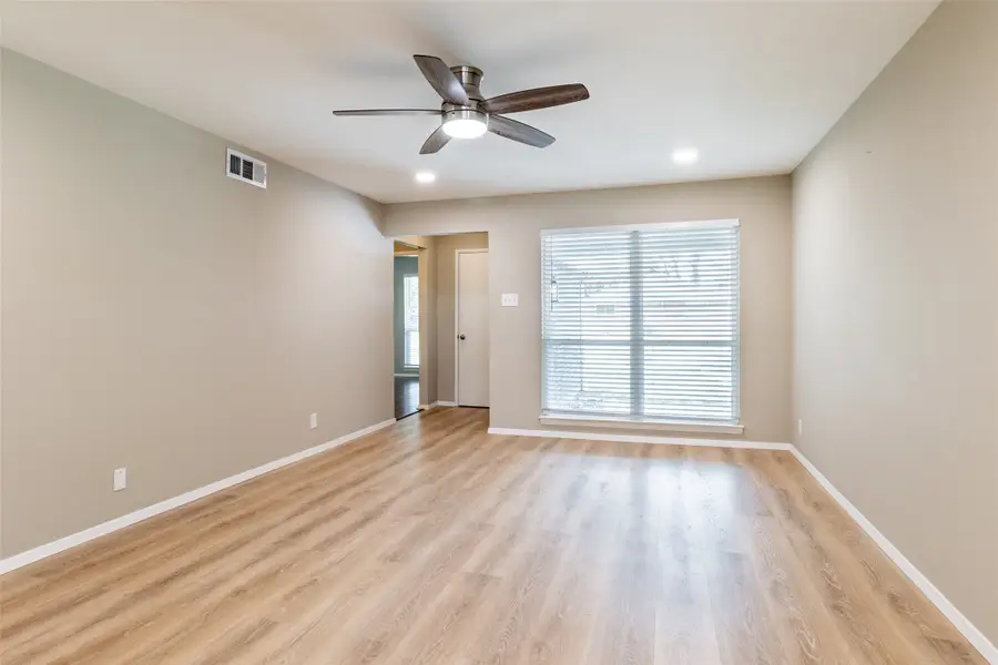 1002 N Lindale Lane, Richardson, TX 75080 - #2
