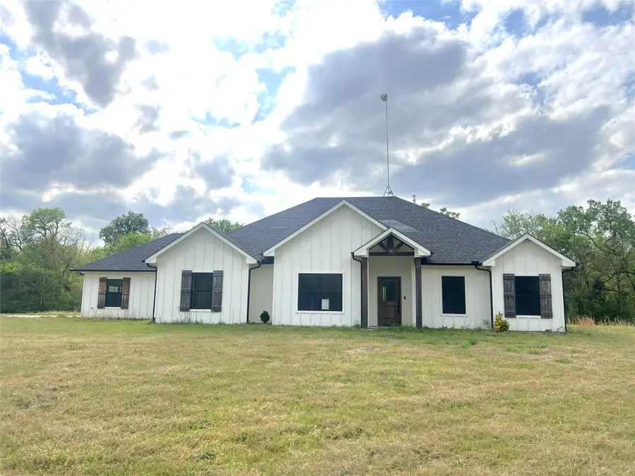 511 Interstate Highway 30 E, Sulphur Springs, TX 75482 - #2