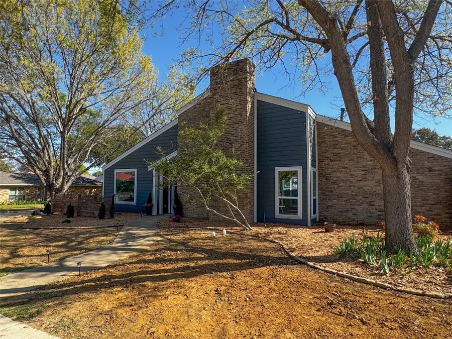 1129 Yorkshire Drive, Carrollton, TX 75007 - #3