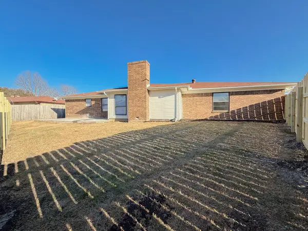 6320 Arthur Drive, Edgecliff Village, TX 76134