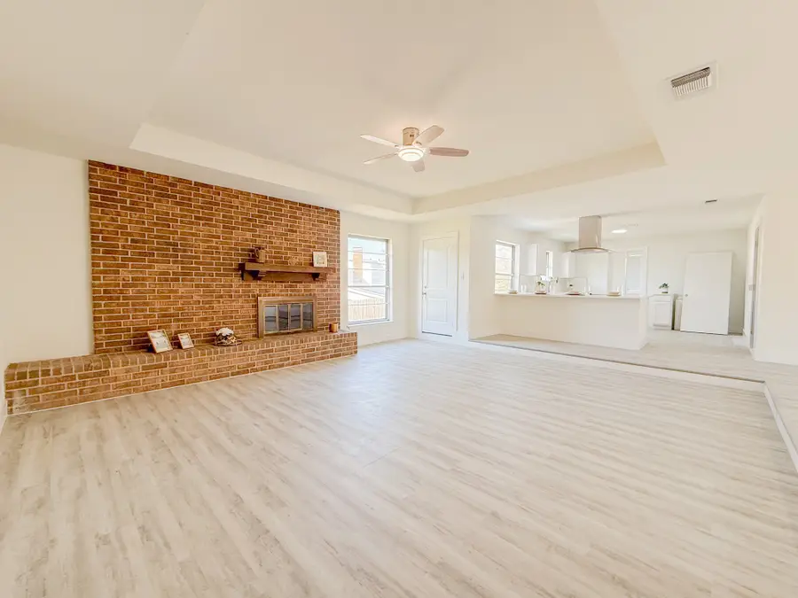 6320 Arthur Drive, Edgecliff Village, TX 76134 - #2