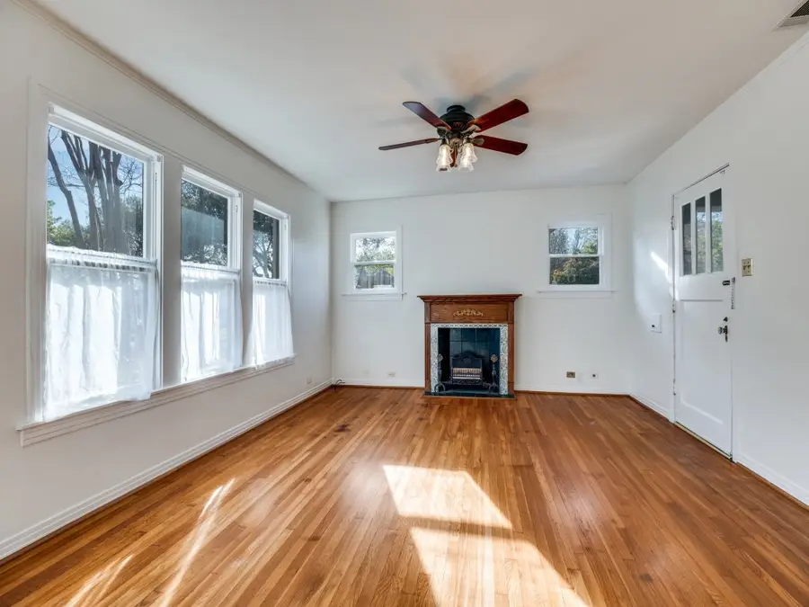 6931 Lindsley Avenue, Dallas, TX 75223 - #3