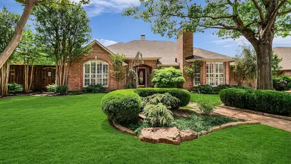 4400 Castleglen Drive, Plano, TX 75093