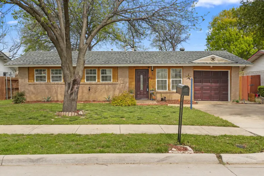 1605 E Lovers Lane, Arlington, TX 76010 - #2