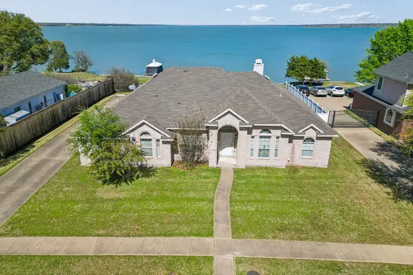 9001 Briarcrest Drive, Rowlett, TX 75089