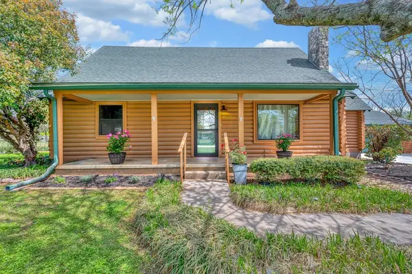 114 Quail Lake Drive W, Whitney, TX 76692