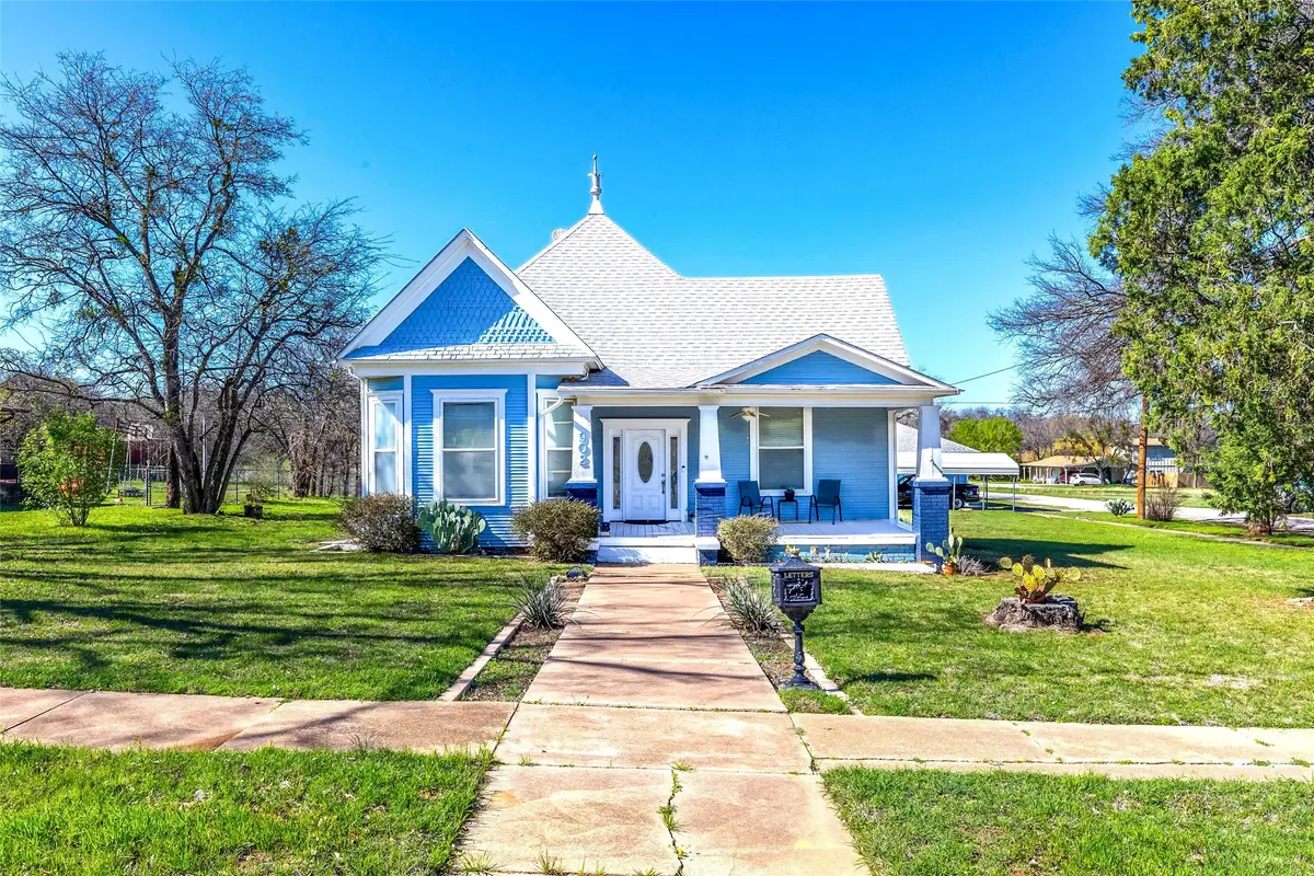 902 W 12th Street, Cisco, TX 76437 - #1