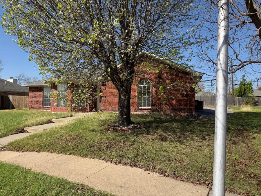 6212 Brookhaven Trail, Arlington, TX 76001 - #3